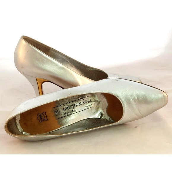 Vintage Bruno Magli Silver Gold Heel Detail Pump Size 7.5 B Italian pump shoes - Picture 6 of 6